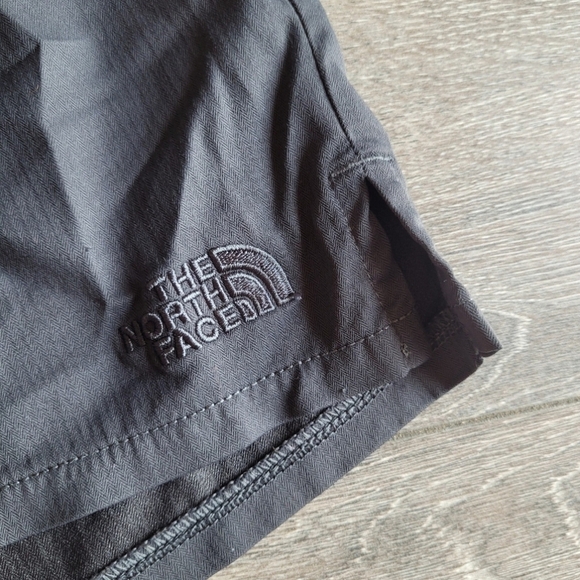 The North Face Shorts - Picture 2 of 5